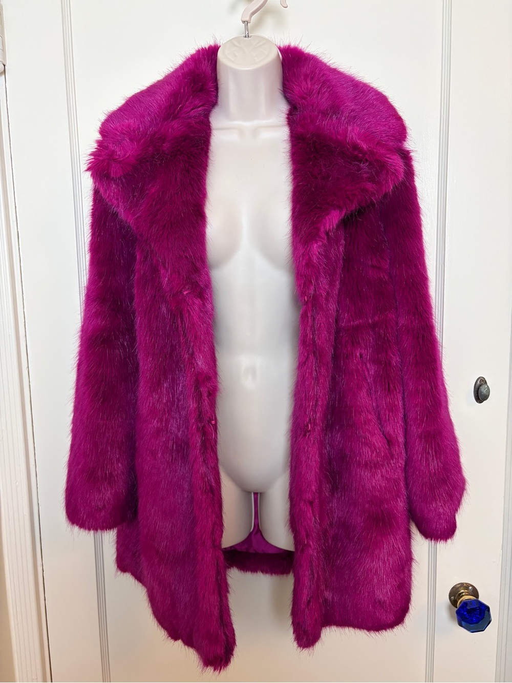 TOPSHOP Fuschia Faux Fur Jacket - Picture 8 of 11